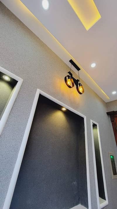 600 Yard 4 Bedrooms With 2 Kitchen Huge Garden ,Parking, Servant Room, OUT CLASS Location, Near National Stadium AOHS DOHS