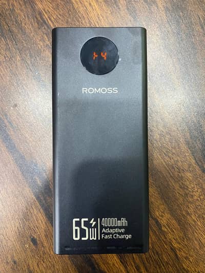 ROMOSS POWERBANK 40000MHZ