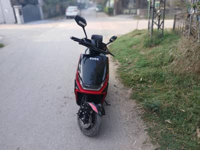 Evee Gen-Z (2025) Electric Scooter | Low mileage | Punjab Registered