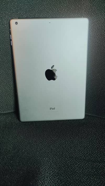 Apple iPad Air 1st Generation 16GB Wifi silver - MD785KN/B