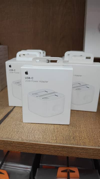 Apple 40 Watt Dynamic Power Adapter and 20 Watt