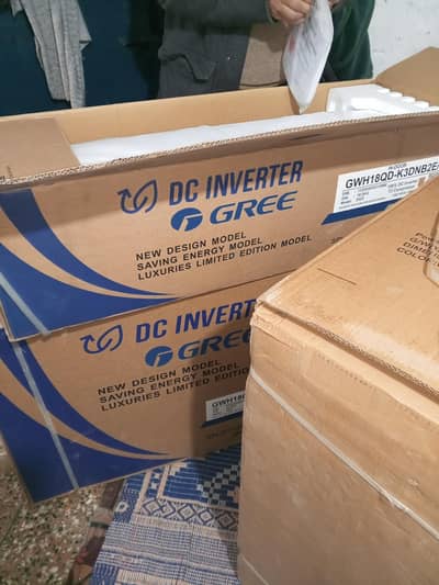 GREE SPLIT NEW AC DC INVERTER MADE IN THAILAND T3 COMPRESSOR 1.5 TONE