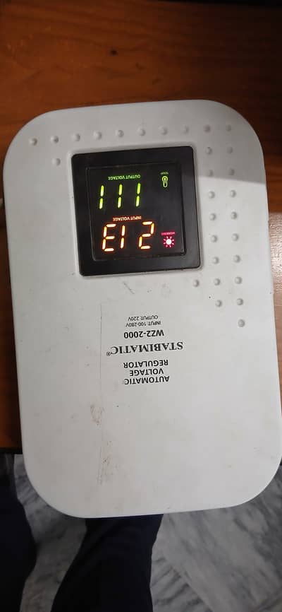 Stabmatic Voltage Converter