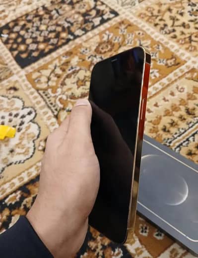 iphone 12 pro max 128gb with Accessories and box battery health 88