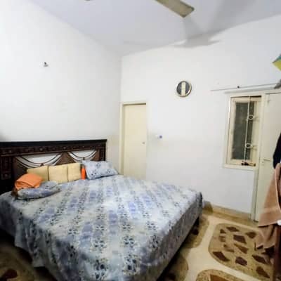 BLOCK- L. BEAUTIFUL GROUND FLOOR NORTH NAZIMABAD