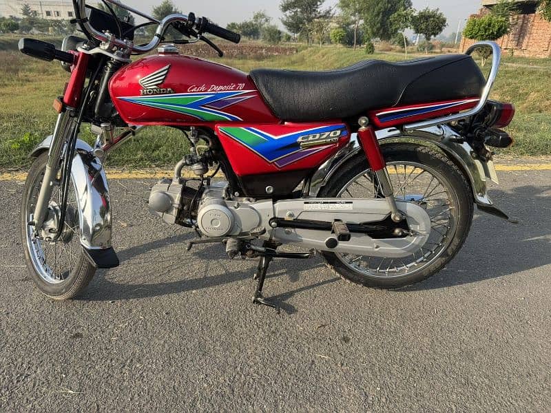 ہونڈا سی ڈی 70 اوریجنل ہے 0
