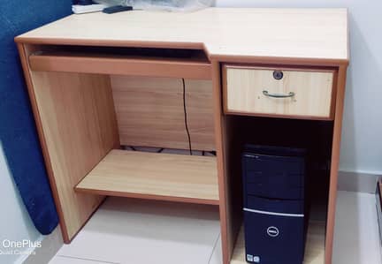 computer table