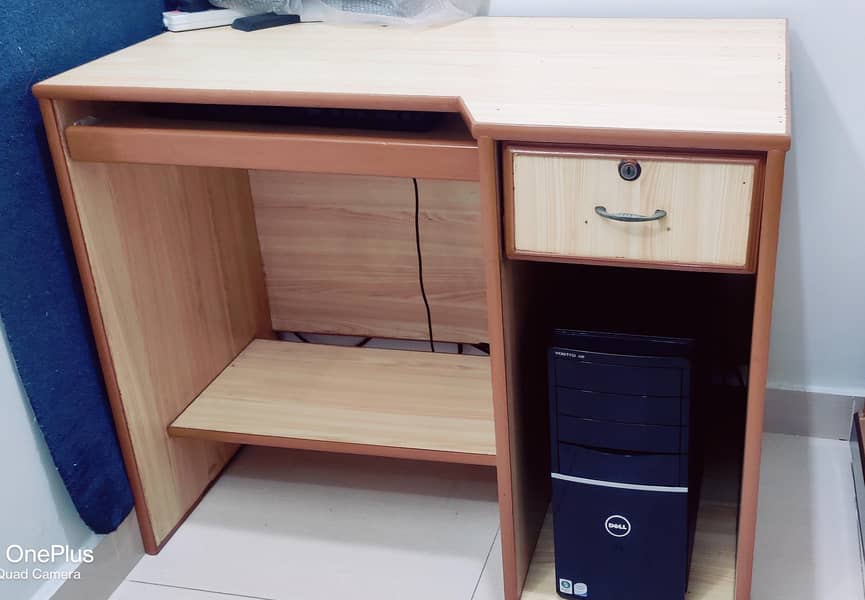 computer table 0