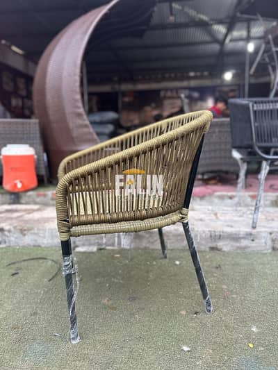 Outdoor Chairs for Lawn, Garden, Balcony, Cafe, Restaurant
