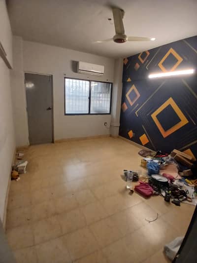 COMMERCIAL OFFICE FOR RENT