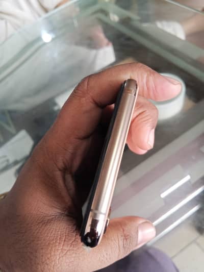 256 all ok single sim pta approve hy with box only 94 battry helath