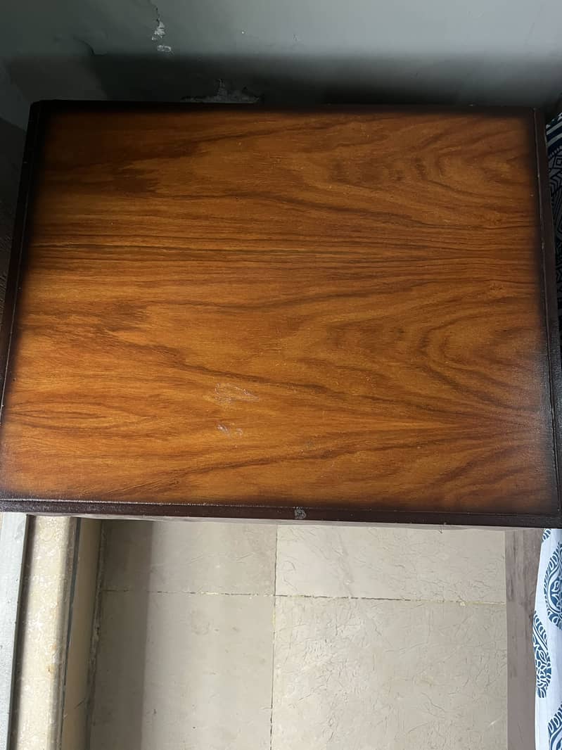 Queen size bed set 6