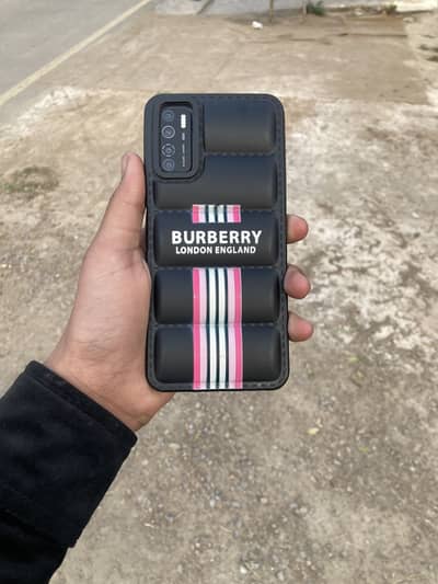 For sale 4/128  sim not working urgent sale