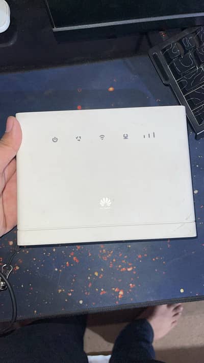 Huawei B315s-608 4G LTE Sim & Wifi Router