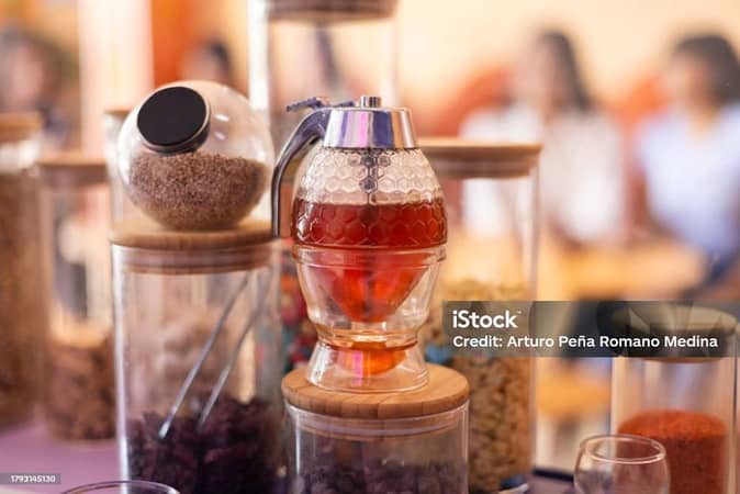 New High Quality Honeycomb Glass Honey Dispenser and Syrup Pot