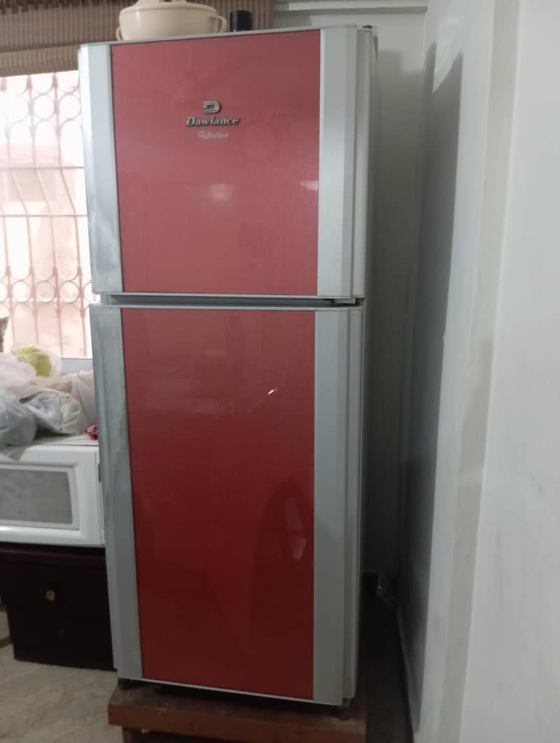 Dawlance fridge reflection 0