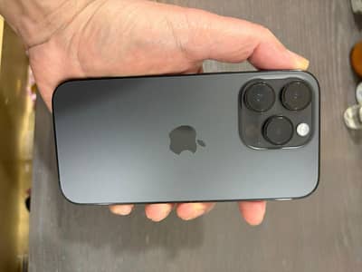 iphone 14 pro 10/10 battery health 100