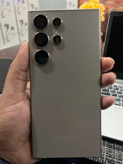 Fresh Piece Samsung Galaxy S24 Ultra (Excellent Condition)