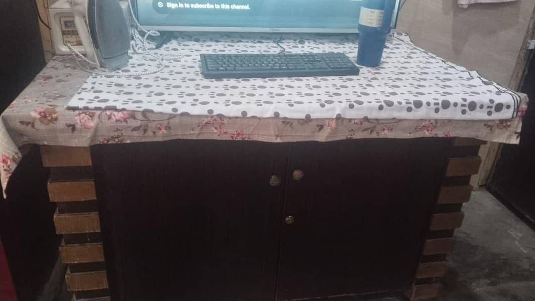 double Bed, Single bed, Side table & iron table 2