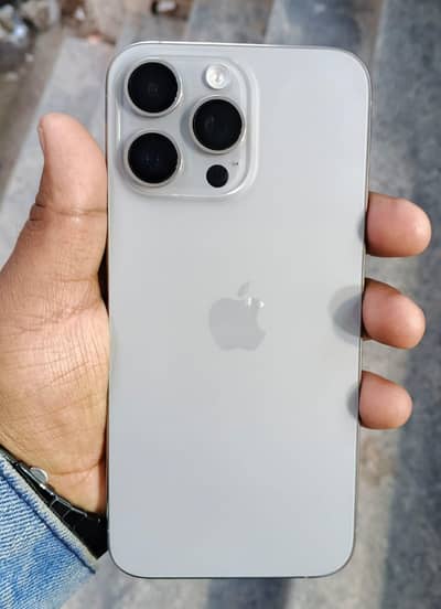 IPHONE 15 PRO MAX JV