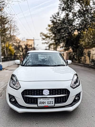 Suzuki Swift GLX 2022 B2B Geniun Spotless