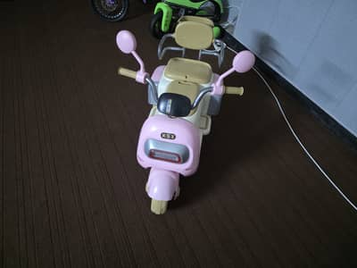 Electric scooty for sale