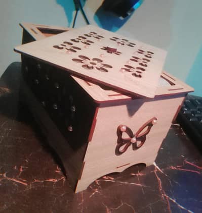 Wooden box 10' width 5' hight for keeping small jewelry type