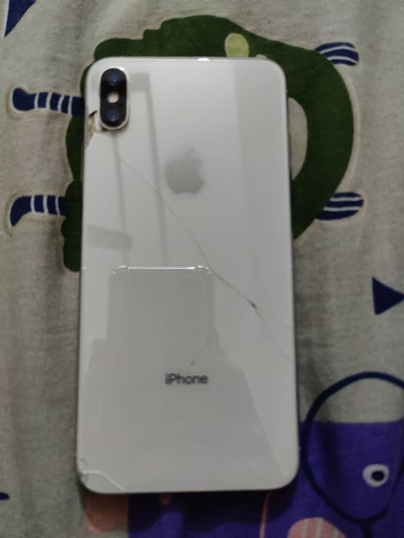 XS max 3