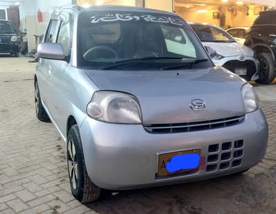 Daihatsu Esse