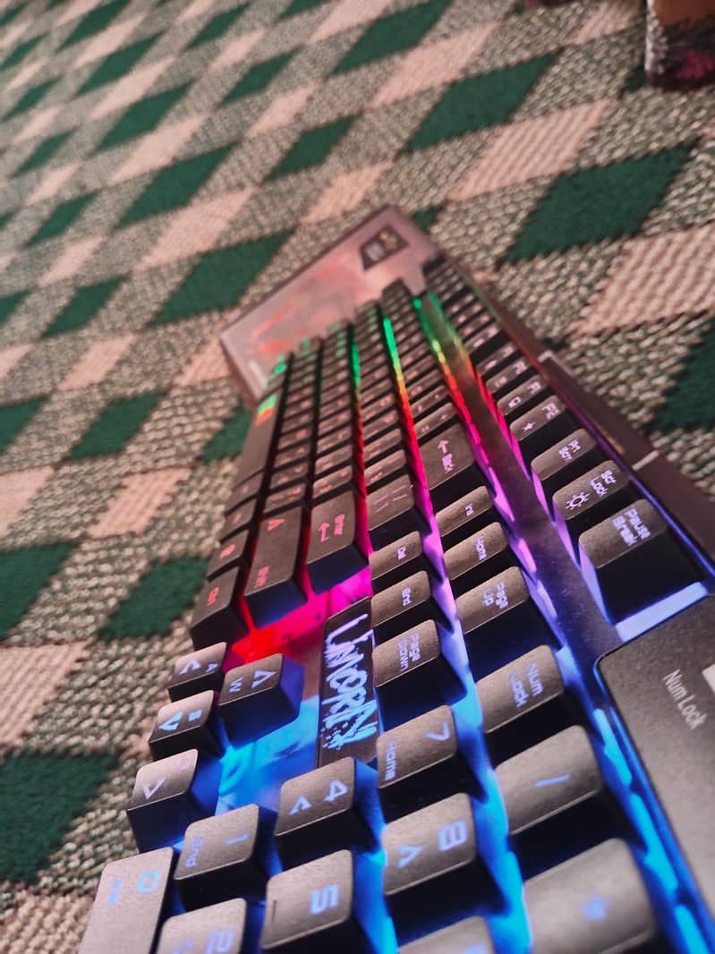 FULL COMPUTER SETUP 10/10 CONDITION 3