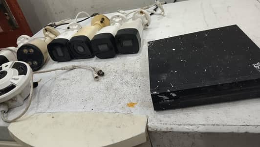 8 cctv cameras with dvr 1000 gb hard and cable   for selll