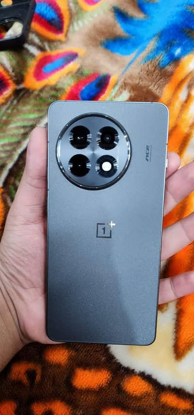 one plus ace5 pro 12/256 10/10