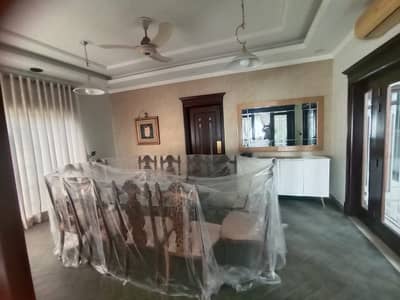 Lower Portion 2 Kanal Full Furnished Available For Short Period Rent In DHA Phase 1