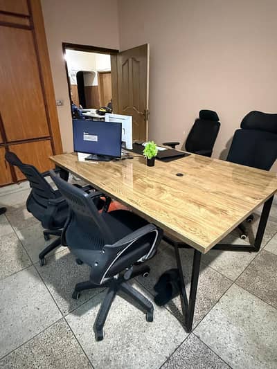 Team Workstation Table