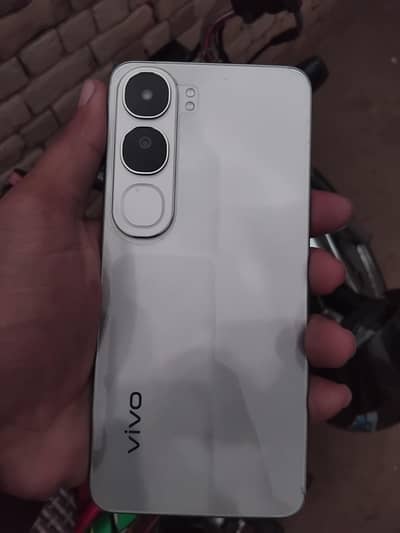 vivo y200