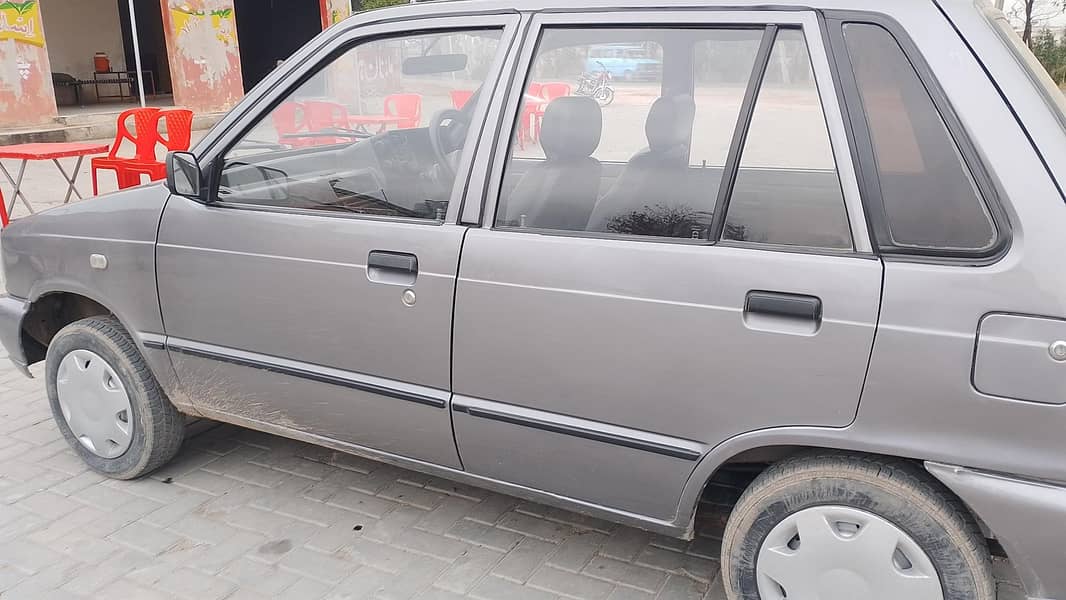 سترہ ماڈل مہران وی ایکس ار 2