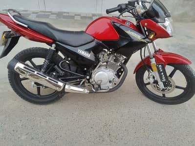YAMAHA YBR 125 2020 model