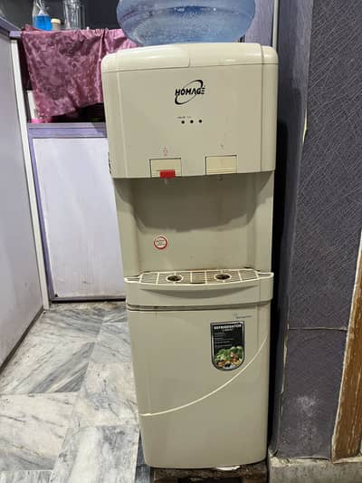 Homage Water Dispenser