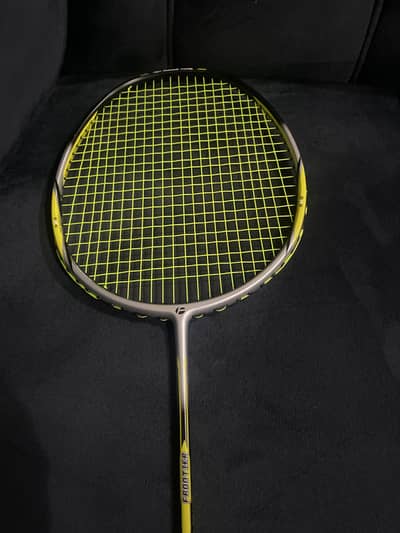 Flex pro frontier racket 30 lbs tension and 83 gram weights