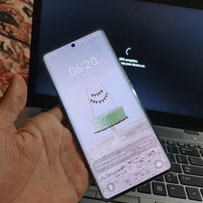 Tecno Spark 20 pro plus 10/9