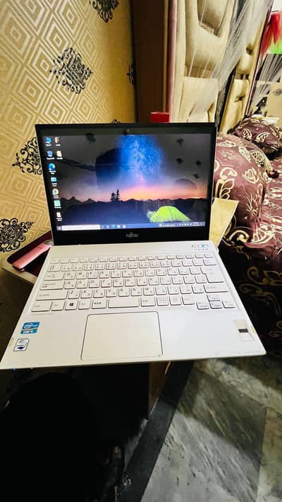 Fujistu Laptop Core i5 256GB SSD And 6GB Ram windows 10 running