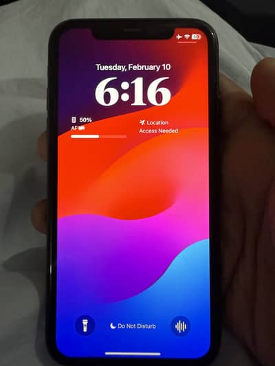 iPhone 11 Non PTA - 64 GB - 10/10 Condition