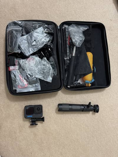 GoPro Hero 10 Black + Complete Accessories Kit