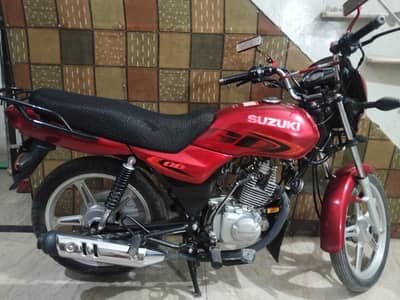 Suzuki GD 110 S 2023/24