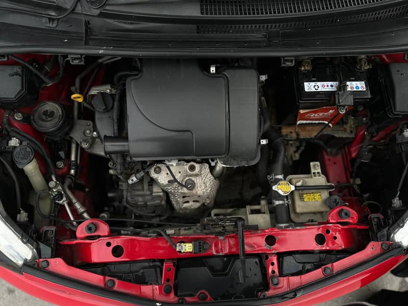 Vitz 2012/15 Model 15