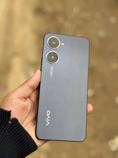 Vivo y03t. 4/128. Cnd 10/10. Neat phone. In vivo warranty. 03079555226