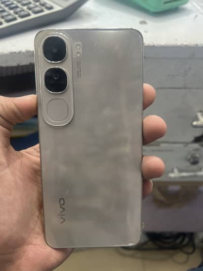 Vivo y200 8+8 256