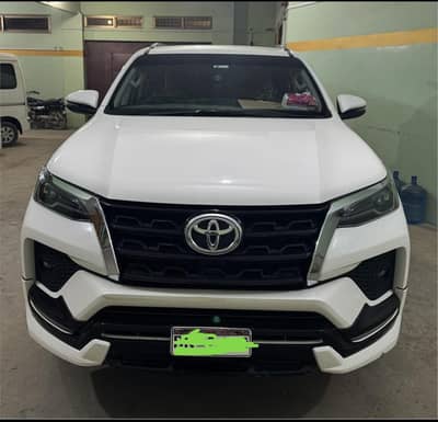 Toyota Fortuner 2.7 V 2022