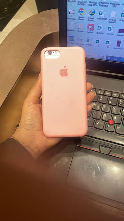 iPhone 6s 9/10 condition