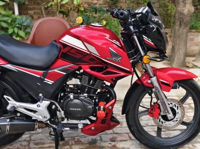 Honda CB 150F 2023 Red